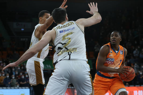 而在这过程 而在这过程