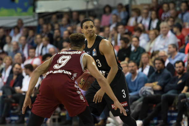 却偏离目标 却偏离目标